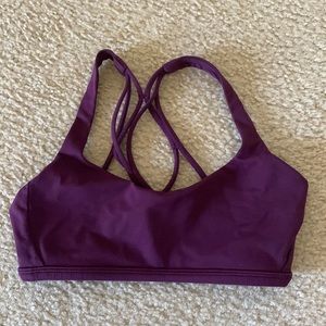 Lululemon sports bra